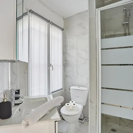 Apartment Beaubourg Le Marais 6