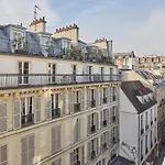 Nice Studio Beaubourg Le Marais 6